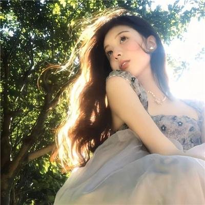 莺燕嬉春